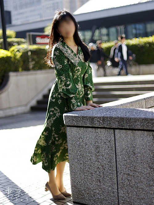 香坂すみれ